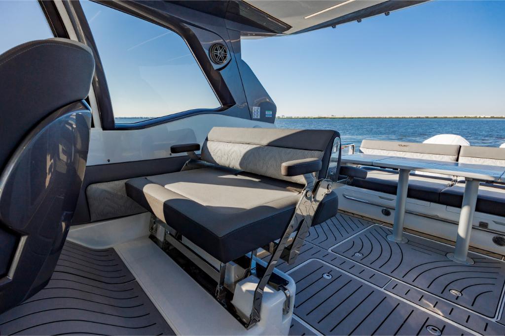 Galeon-375 GTO 2023-Trauma Free FL-US-2023-Galeon-375-GTO-MarineMax-9444401 | Thumbnail