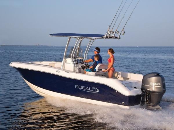 2022 Robalo boat for sale, model of the boat is R200 & Image # 4 of 18