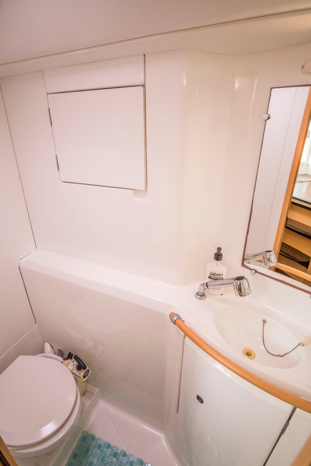 Yacht for Sale 36 Lagoon Yachts Torrevieja, Spain Denison Yacht Sales