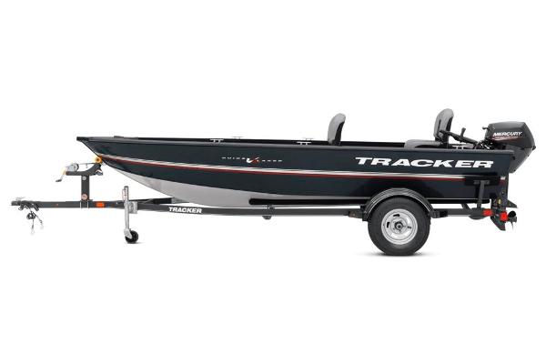 2020 Tracker Boats boat for sale, model of the boat is Guide V-16 Laker DLX T & Image # 31 of 34