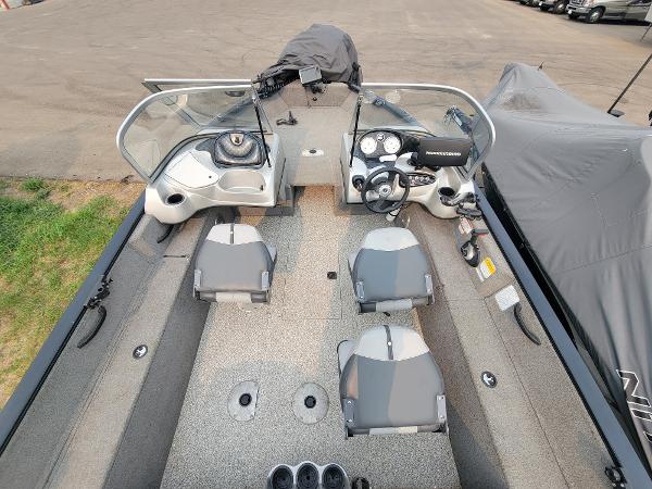2012 Tracker Boats boat for sale, model of the boat is ProGuide 175CB & Image # 6 of 16