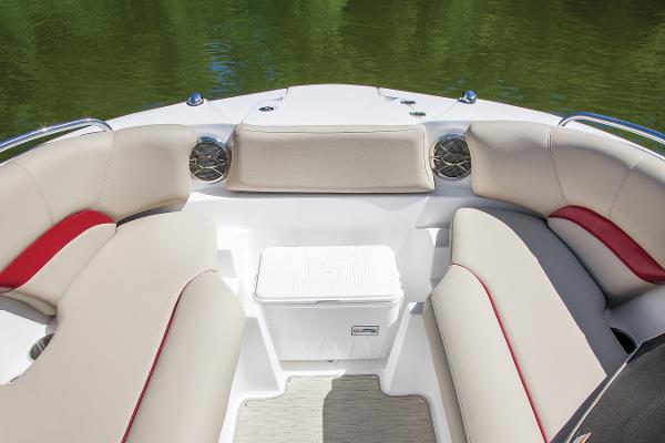 2013 Hurricane boat for sale, model of the boat is SunDeck 2200 DC IO & Image # 4 of 5
