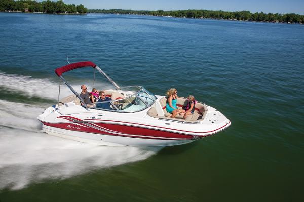 2013 Hurricane boat for sale, model of the boat is SunDeck 2200 DC IO & Image # 1 of 5