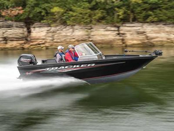 2021 Tracker Boats boat for sale, model of the boat is Pro Guide™ V-165 WT & Image # 1 of 1