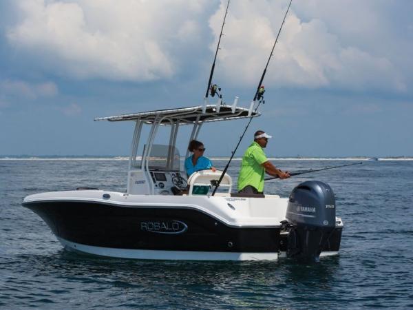 2022 Robalo boat for sale, model of the boat is R202EX & Image # 4 of 28