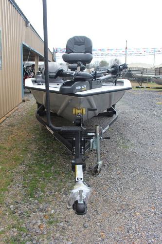 2021 Tracker Boats boat for sale, model of the boat is Pro Team™ 195 TXW Tournament Edition & Image # 7 of 22