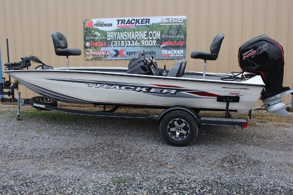 2021 Tracker Boats boat for sale, model of the boat is Pro Team™ 195 TXW Tournament Edition & Image # 18 of 22