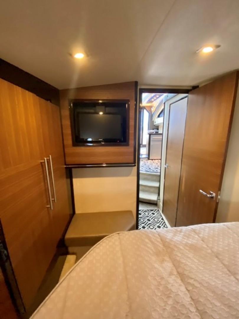 2008 Marquis 40 SC-The Hook-Stateroom 3