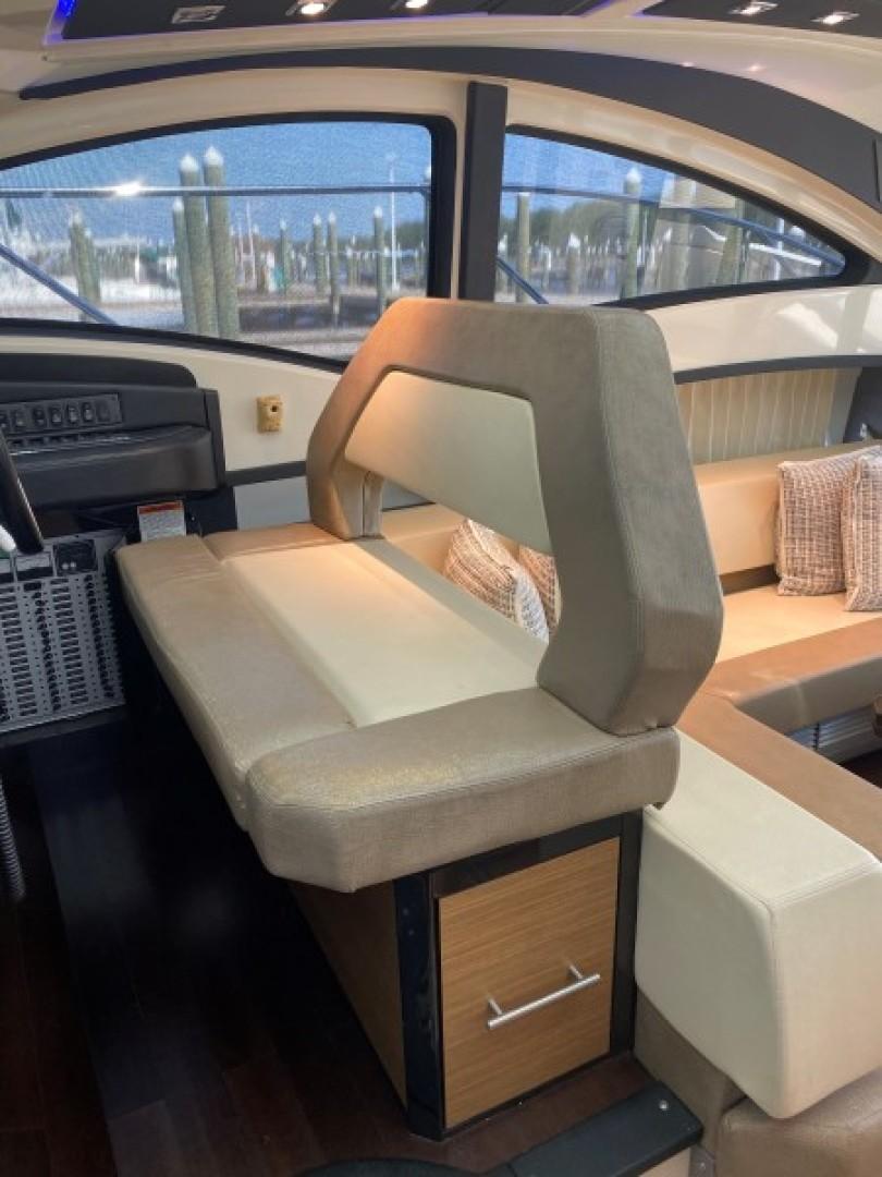 2008 Marquis 40 SC-The Hook- Helm 1