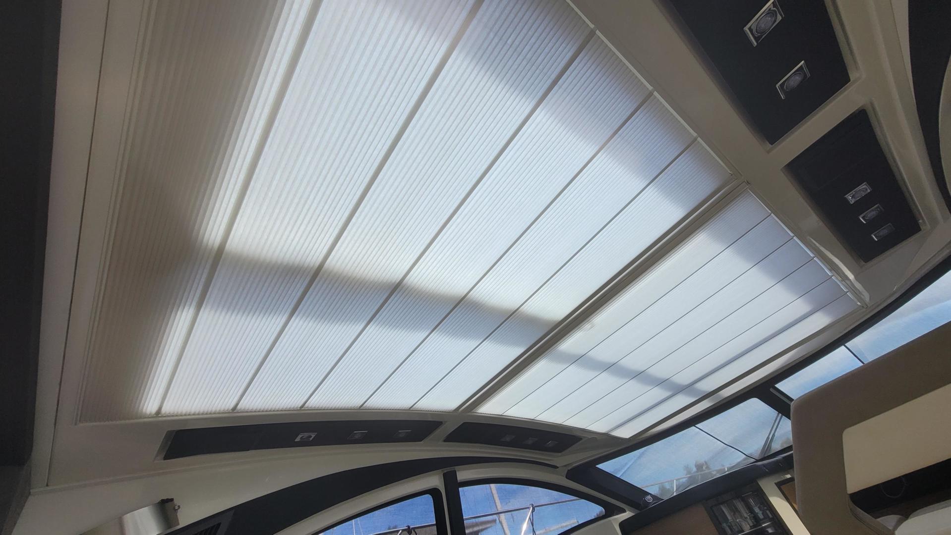 2008 Marquis 40 SC-The Hook- Sunroof Shade