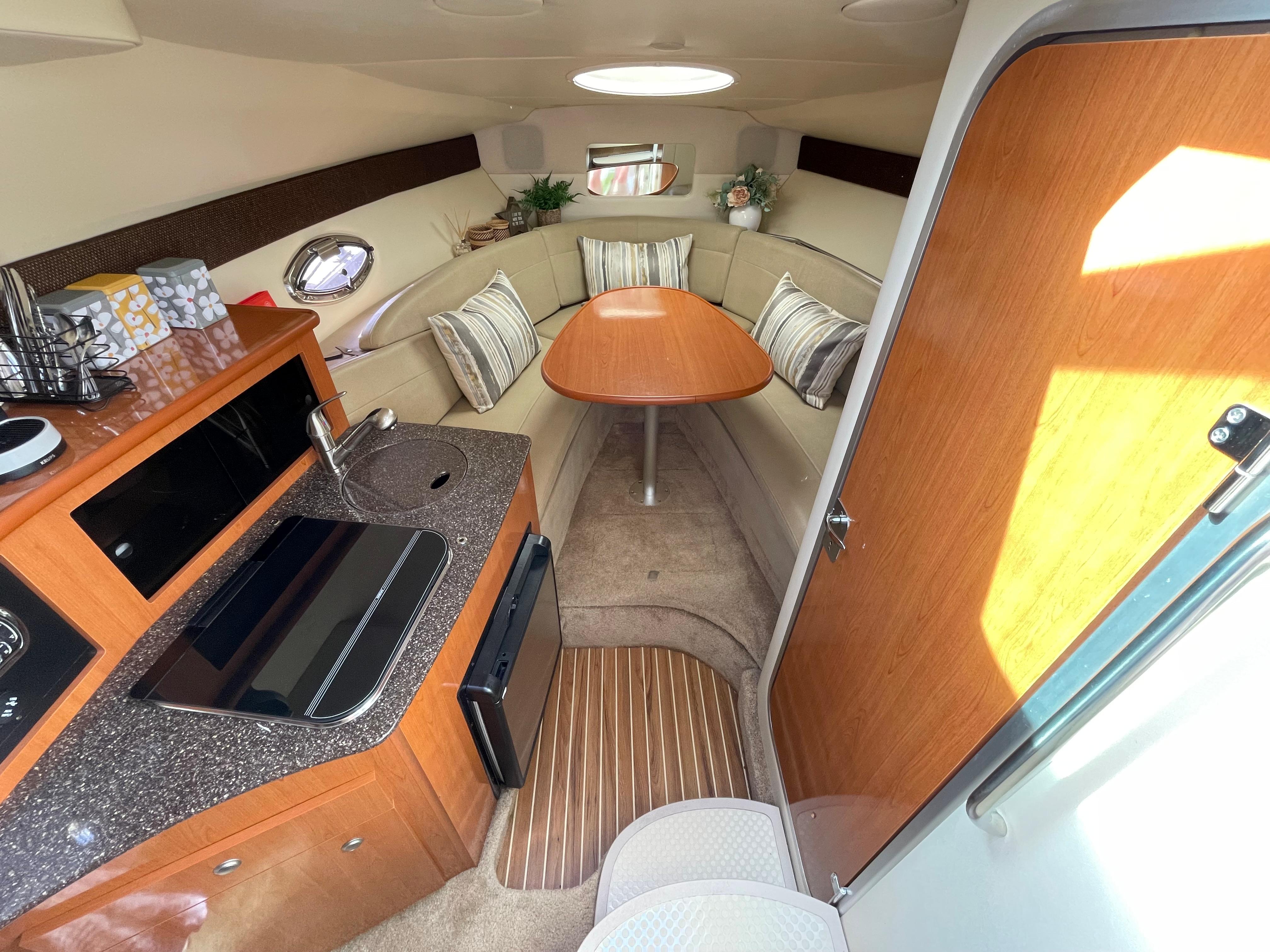2009 Maxum 2500 SE
