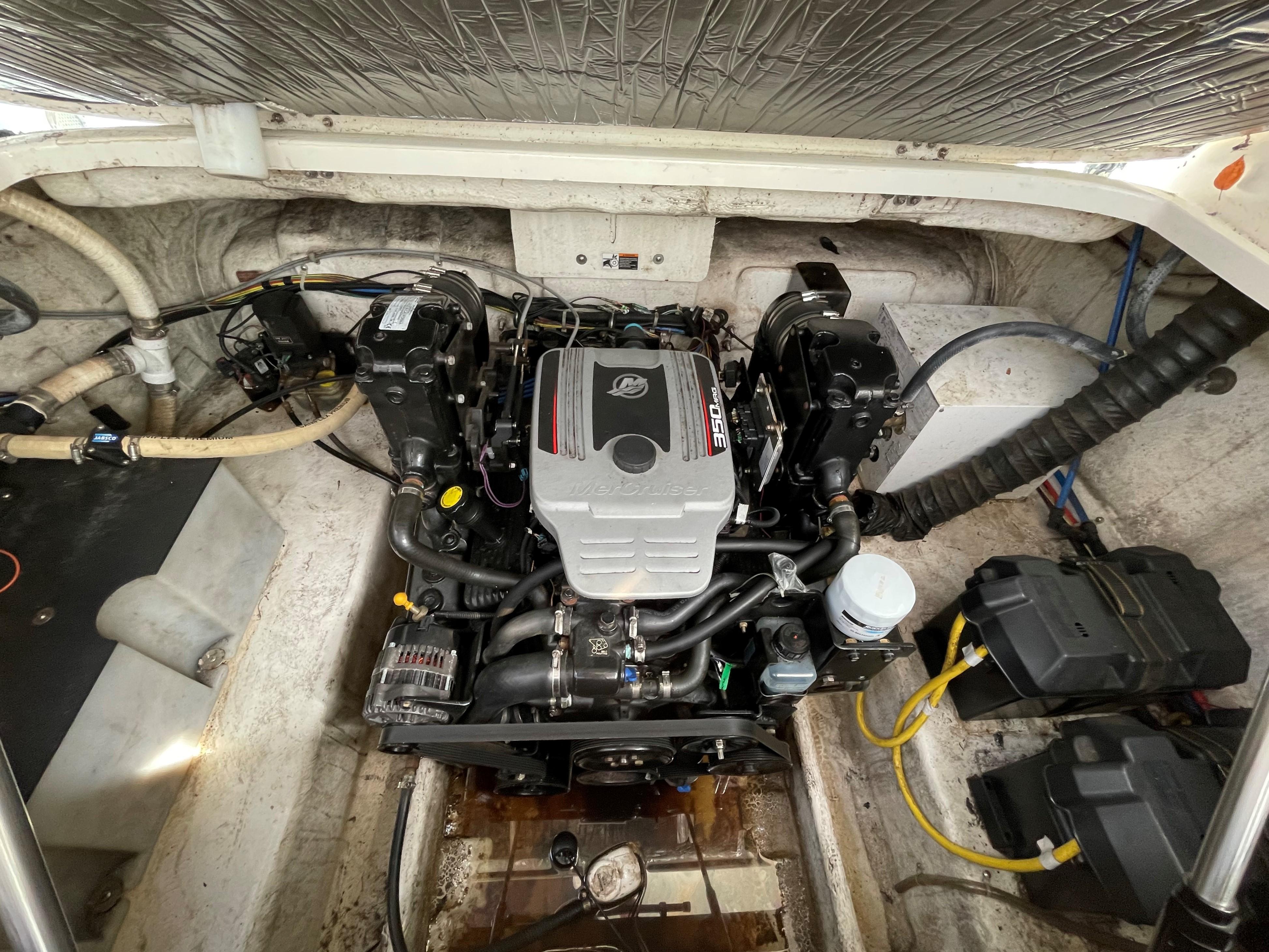 2009 Maxum 2500 SE