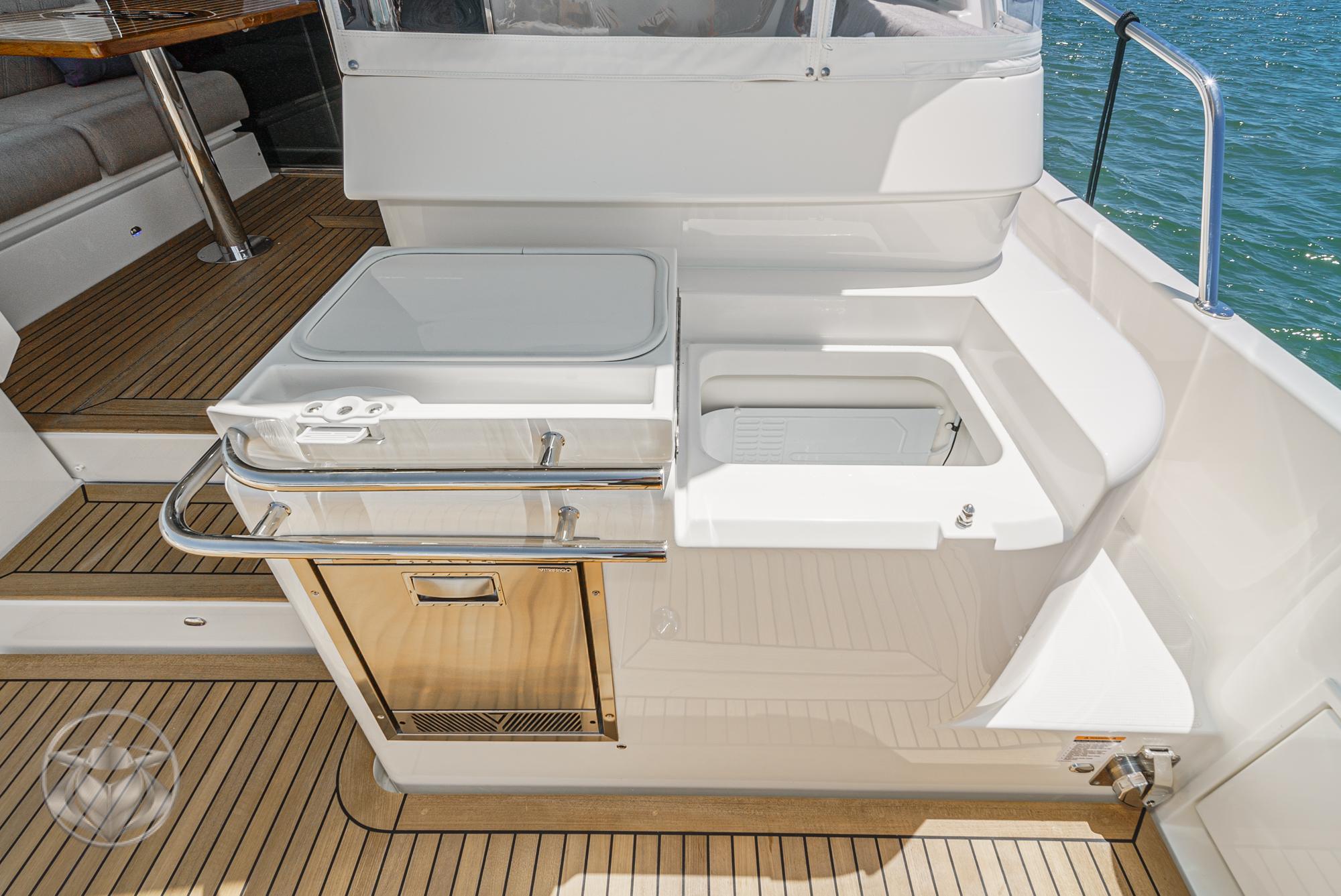 2025 Riviera 46 Sports Motor Yacht #R028-25 inventory image at Sun Country Yachts, San Diego Marriott Marquis 2025 Riviera 46 Sports Motor Yacht #R028-25 inventory image at Sun Country Yachts, San Diego Marriott Marquis