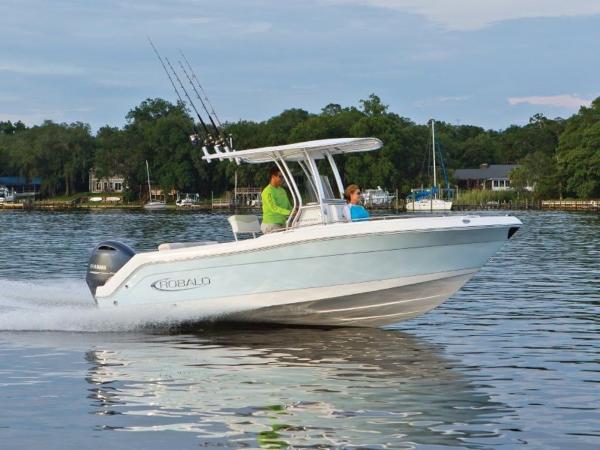 2022 Robalo boat for sale, model of the boat is R222 & Image # 2 of 6