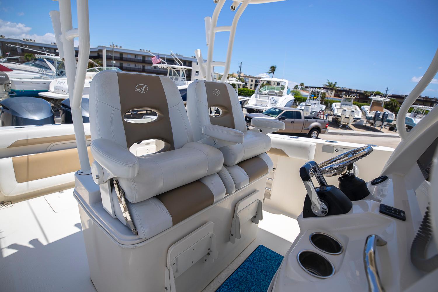 Sailfish 32 Reelized Gain - Helm