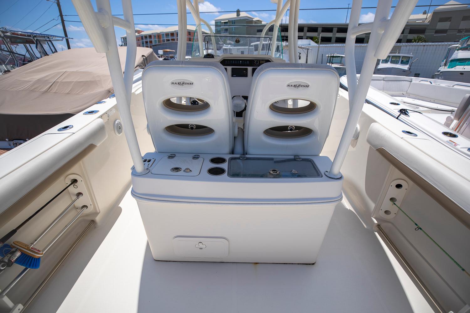 Sailfish 32 Reelized Gain - Cockpit