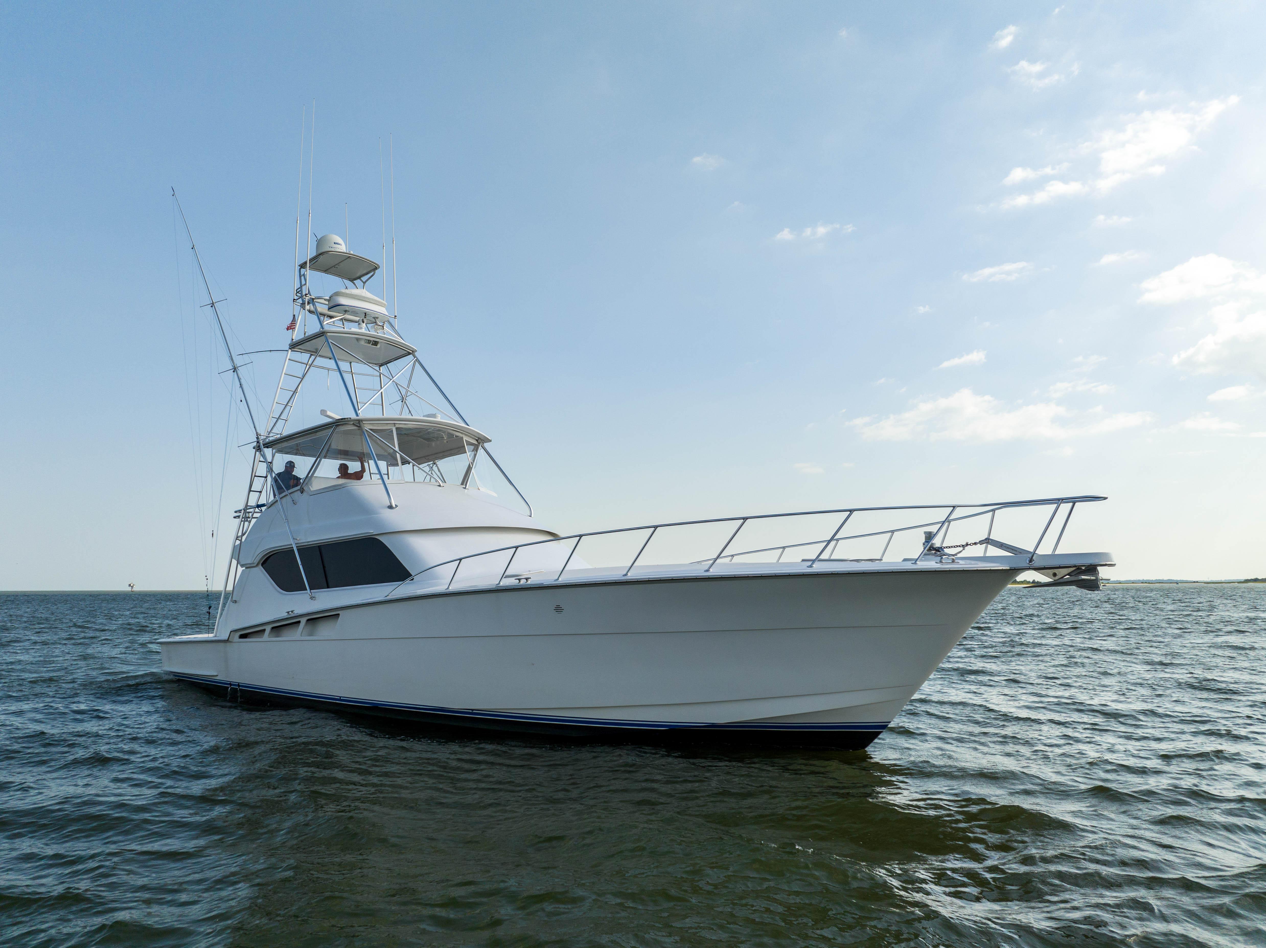 Hatteras 60 Reel Hook Up - Exterior Profile