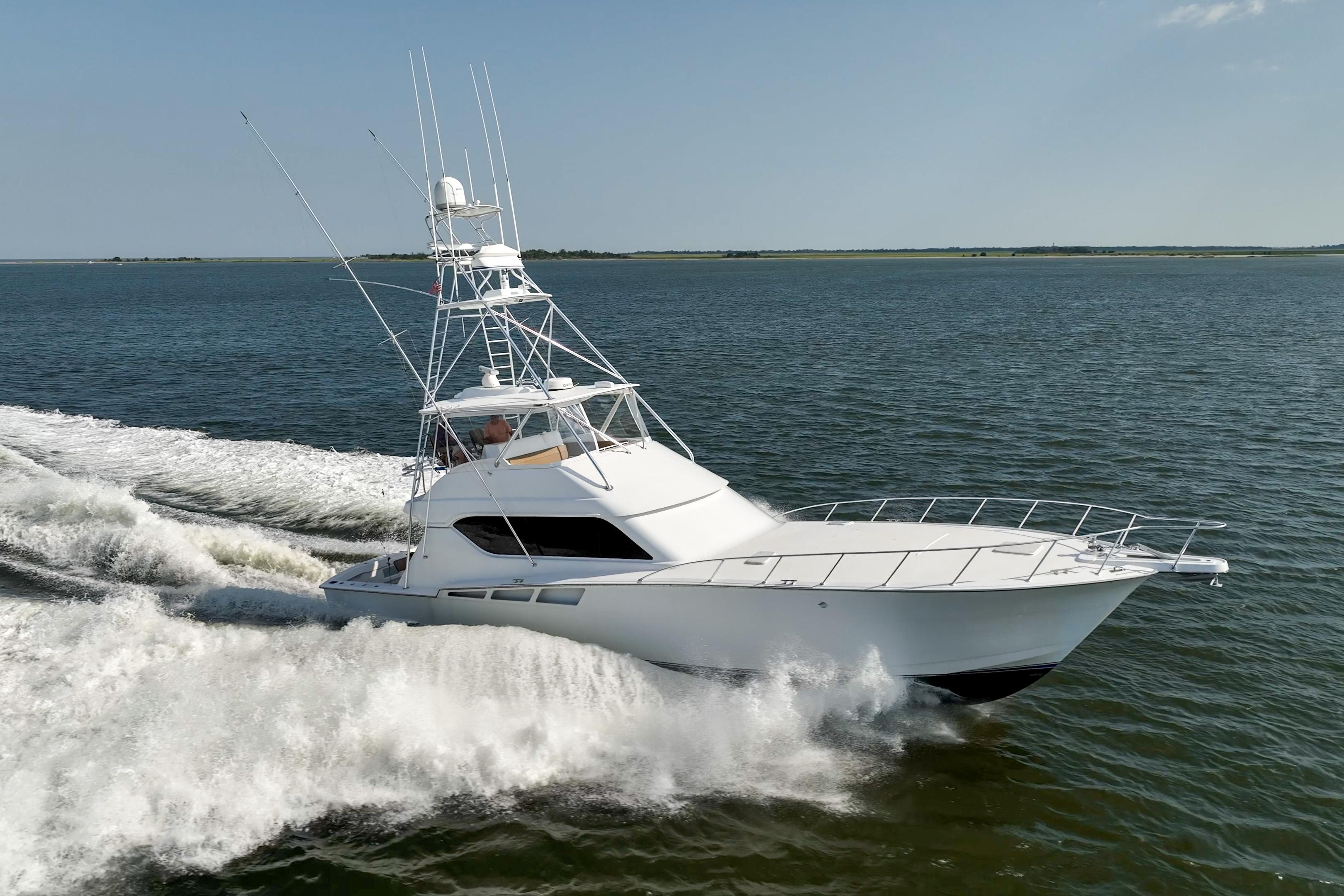 Hatteras 60 Reel Hook Up - Exterior Profile