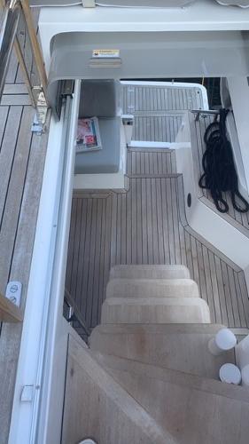 2010 Sealine F46