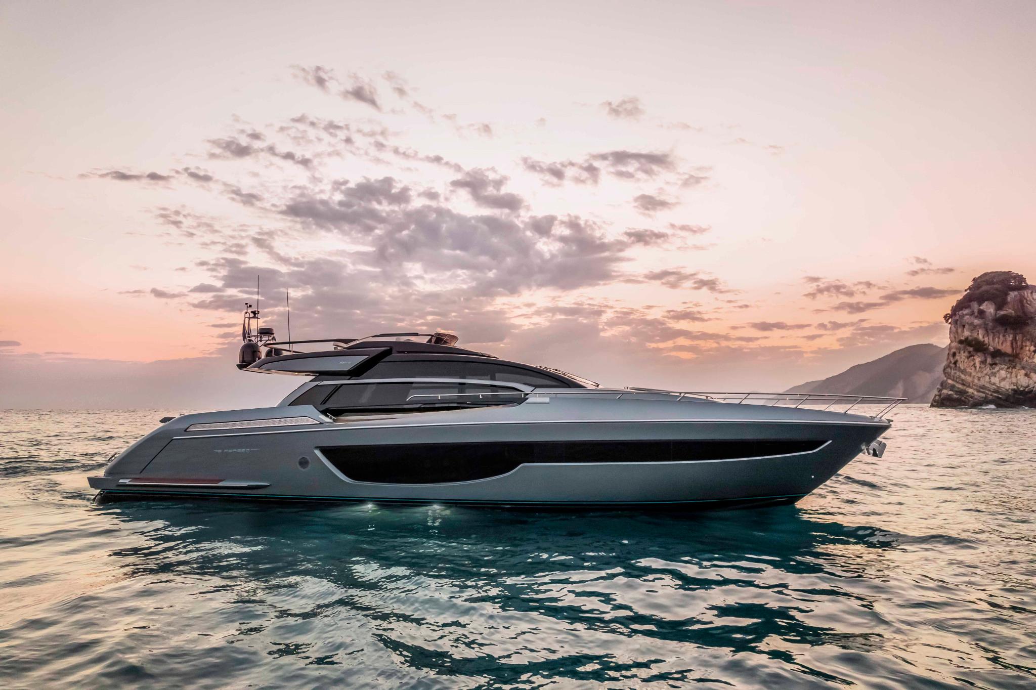 riva yacht 76 price