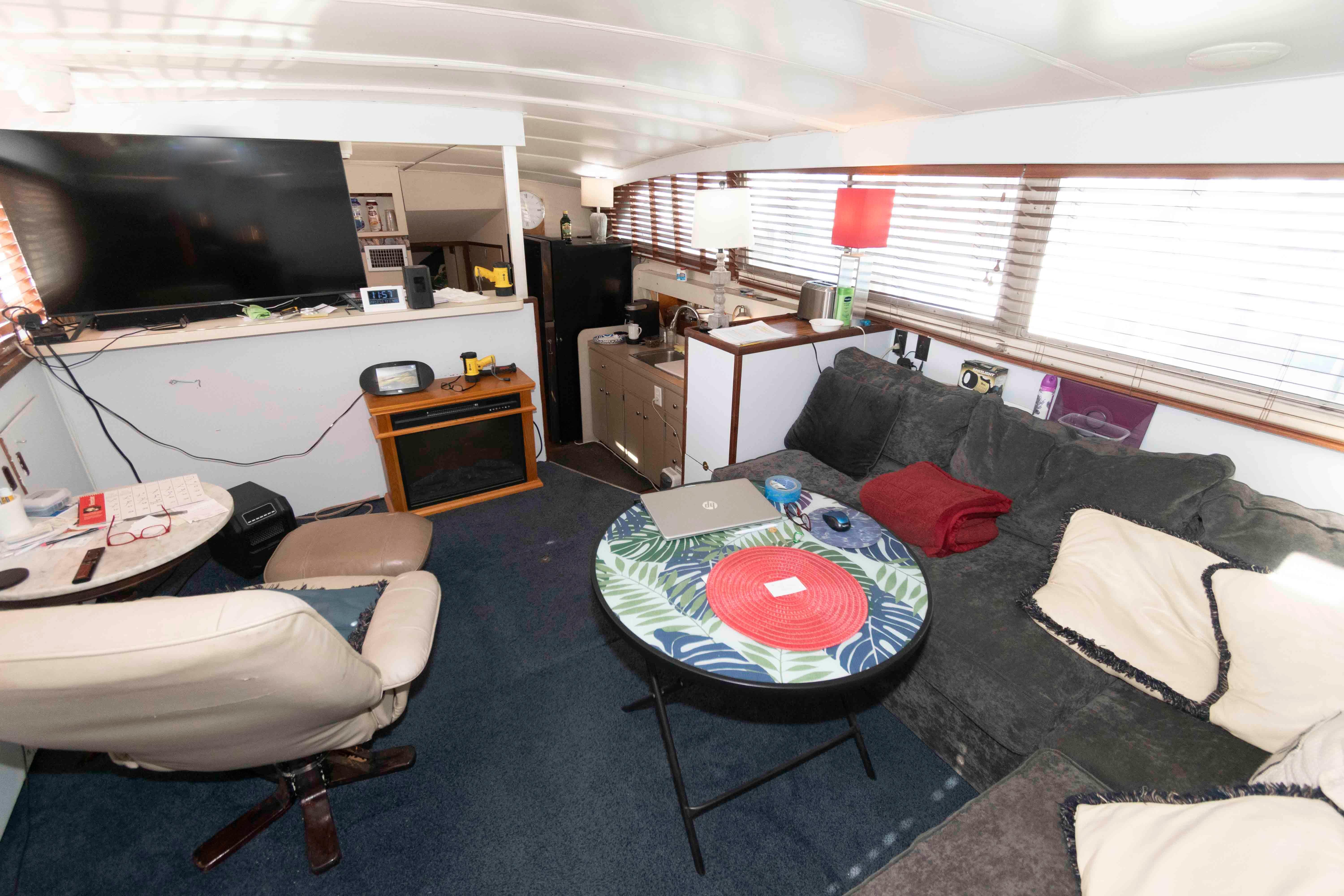 Knot 10 Yacht Sales Knot 10 Yacht Sales