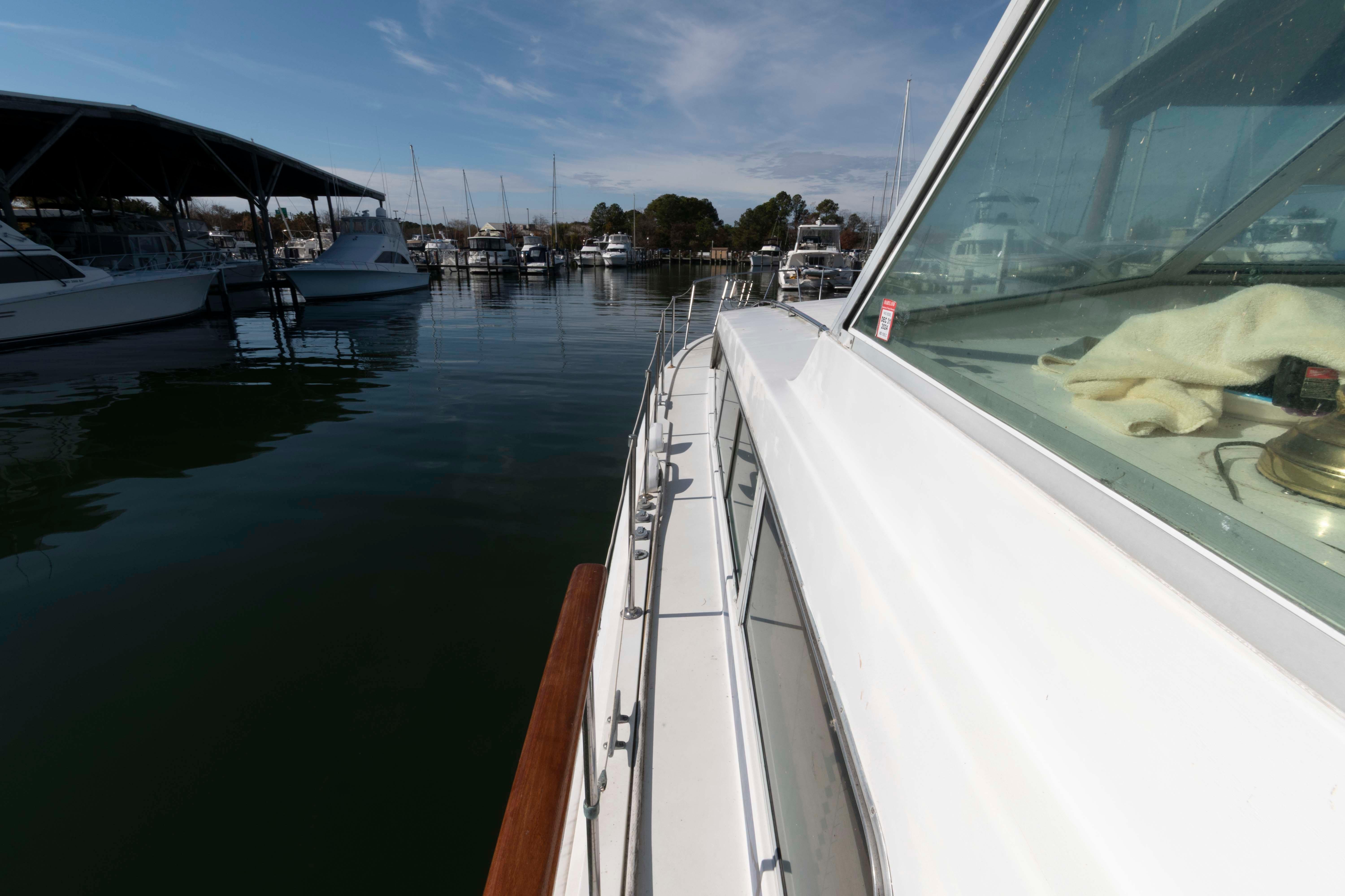 Knot 10 Yacht Sales Knot 10 Yacht Sales