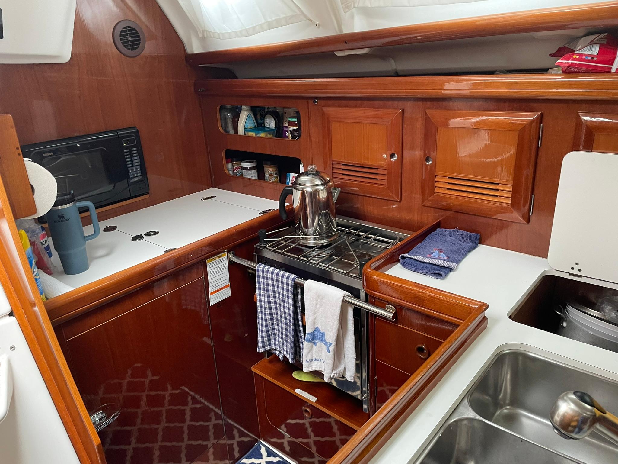 Newport RI Yacht Brokerage