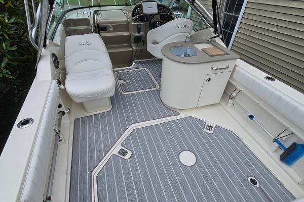 27' Sea Ray, Listing Number 100910539, - Photo No. 9