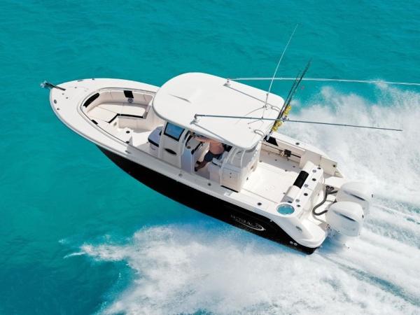 2022 Robalo boat for sale, model of the boat is R302 & Image # 14 of 25