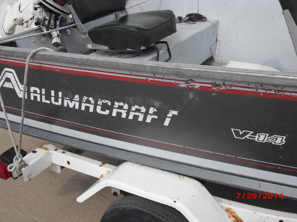 1993 Alumacraft boat for sale, model of the boat is V14 & Image # 5 of 15