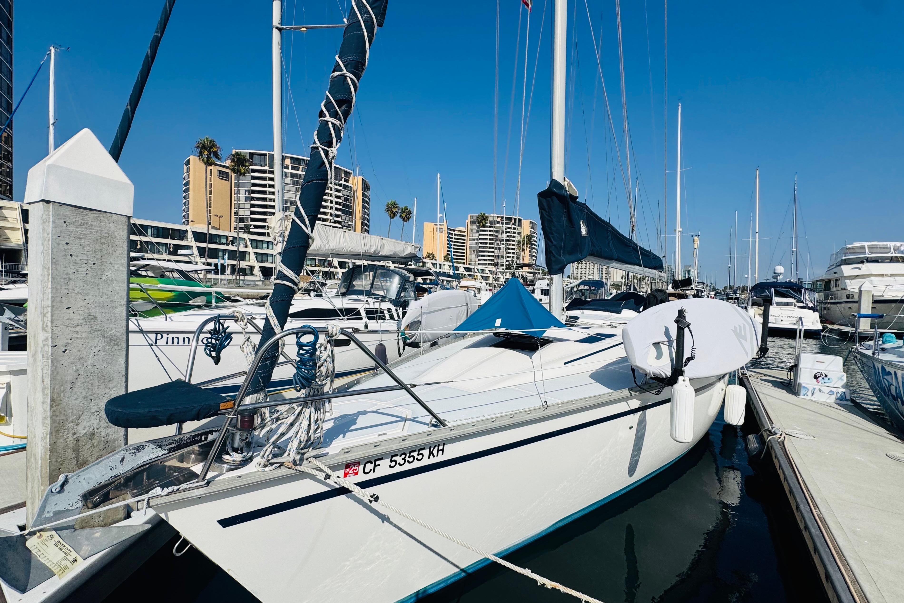 1989 Hunter Legend 37