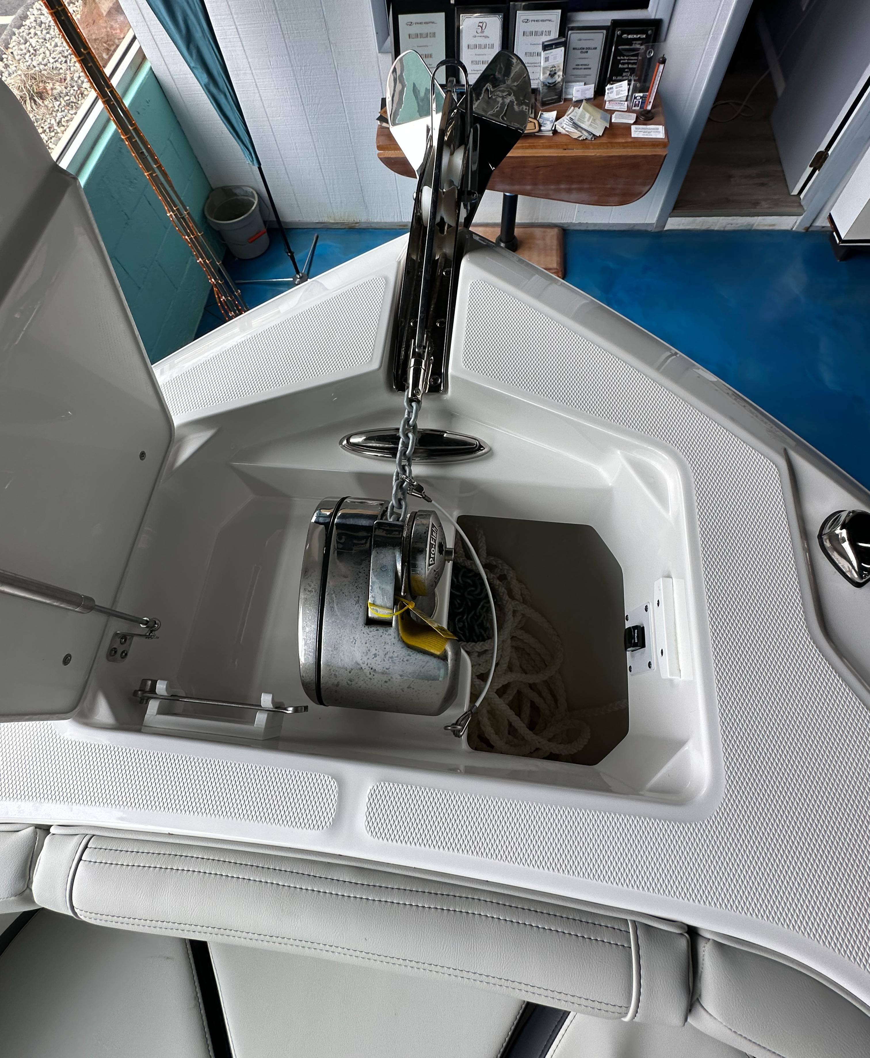 2025 Edgewater 230CC Center Console-26