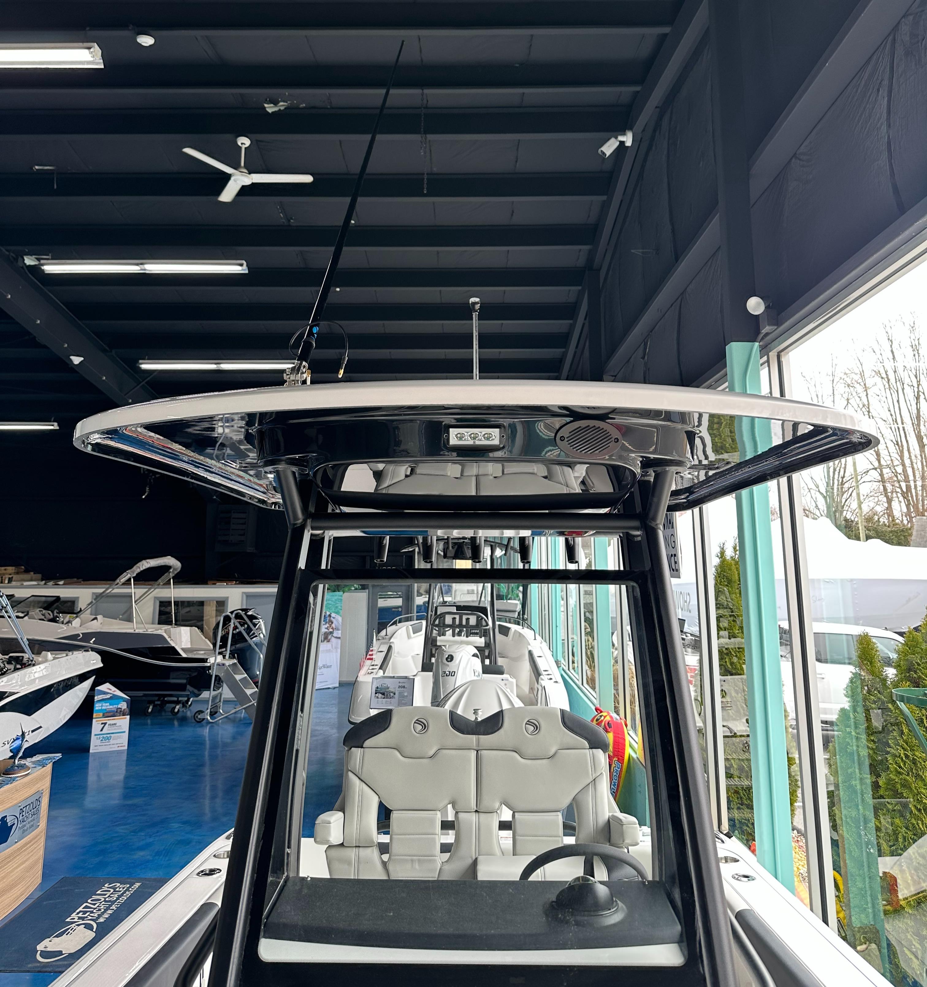 2025 Edgewater 230CC Center Console-28