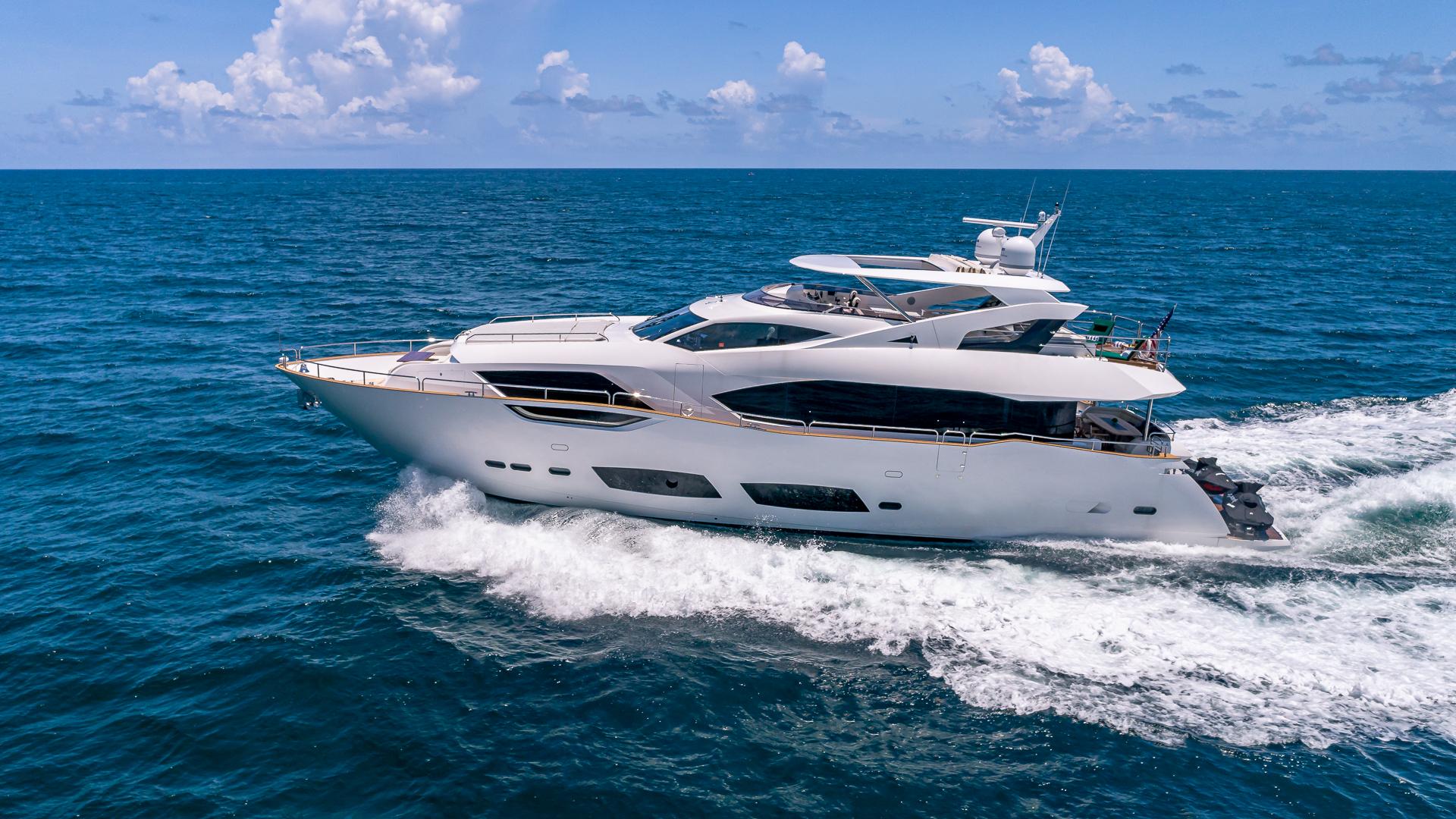 2018 Sunseeker 95 Yacht Mirracle