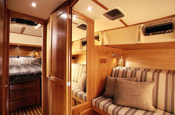 Guest Stateroom/DayBed