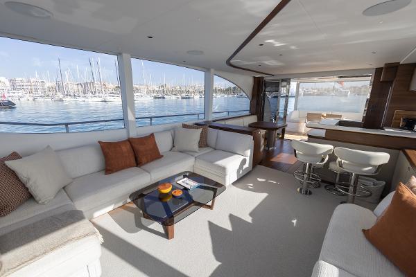 Princess Motor Yacht Sales - Used Princess Y72 - 1 Eighth Share