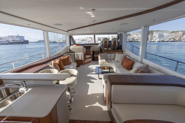 Princess Motor Yacht Sales - Used Princess Y72 - 1 Eighth Share