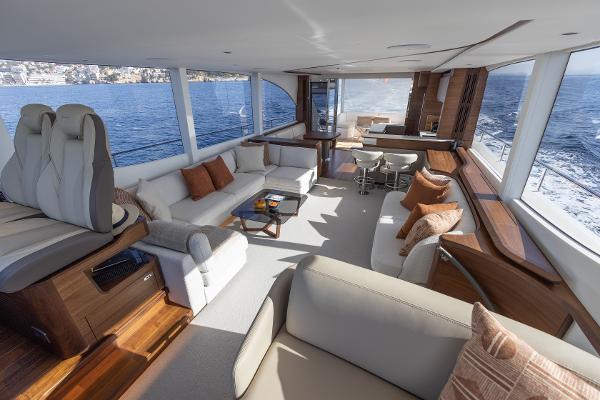 Princess Motor Yacht Sales - Used Princess Y72 - 1 Eighth Share