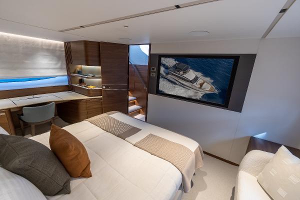 Princess Motor Yacht Sales - Used Princess Y72 - 1 Eighth Share