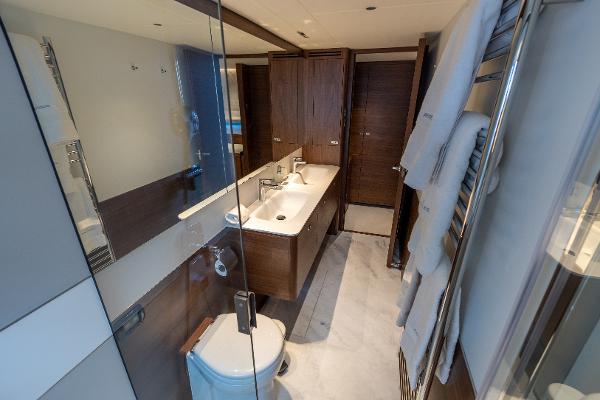 Princess Motor Yacht Sales - Used Princess Y72 - 1 Eighth Share