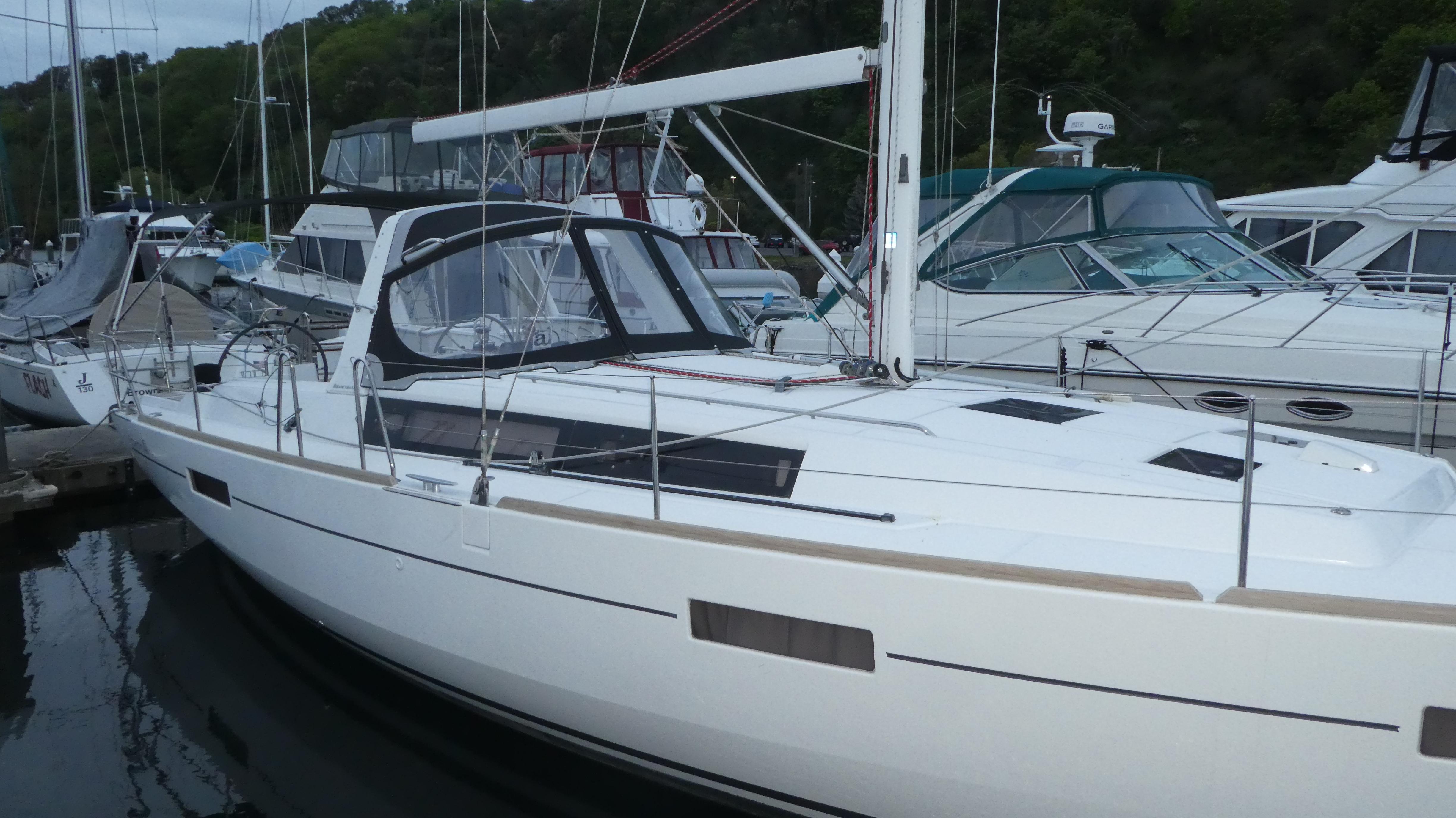 Yacht Photos Pics