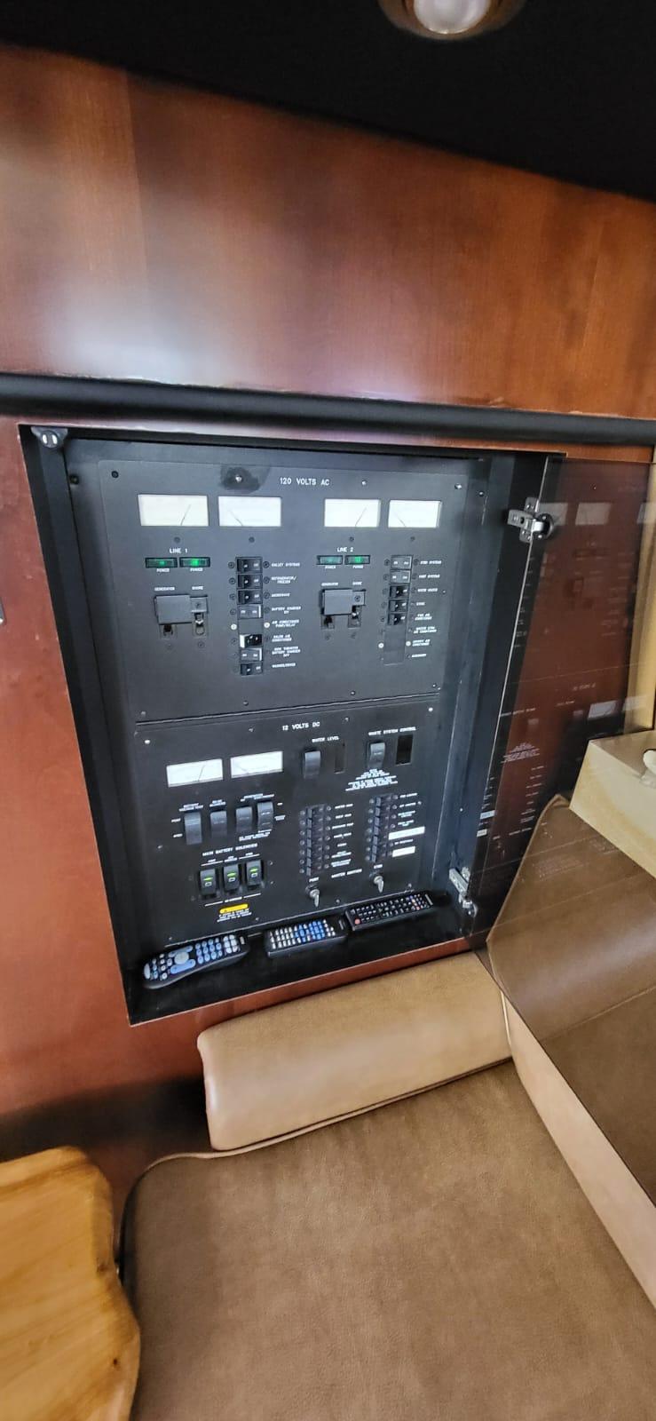 2005-searay-420-sedan-fly-power-9684477-20250215073302445-1_XLARGE