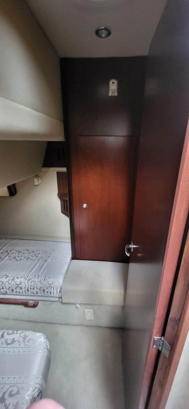 2005-searay-420-sedan-fly-power-9684477-20250215073328382-1_XLARGE