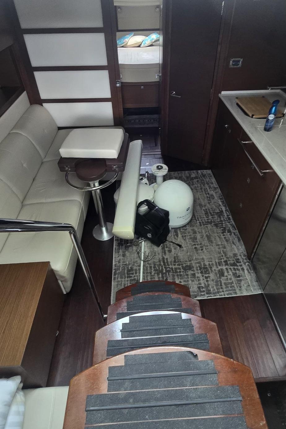 2012 Sea Ray 450 Sundancer