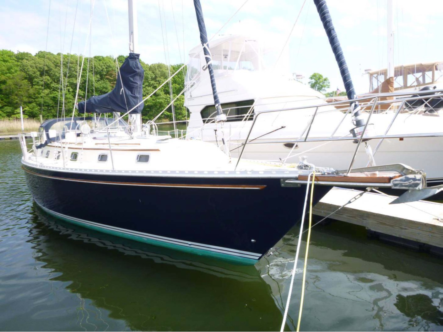 Ce'line Yacht Brokers Of Annapolis