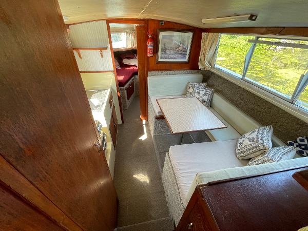 1979 Elysian 27