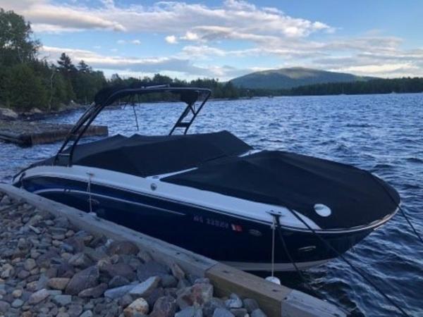 2015 Sea Ray boat for sale, model of the boat is 270 Sundeck & Image # 9 of 12