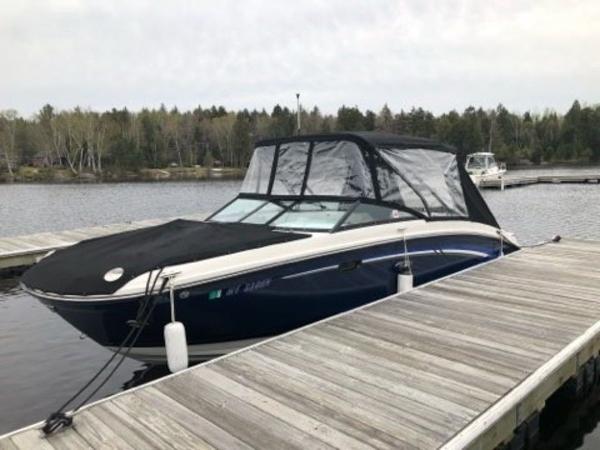 2015 Sea Ray boat for sale, model of the boat is 270 Sundeck & Image # 11 of 12
