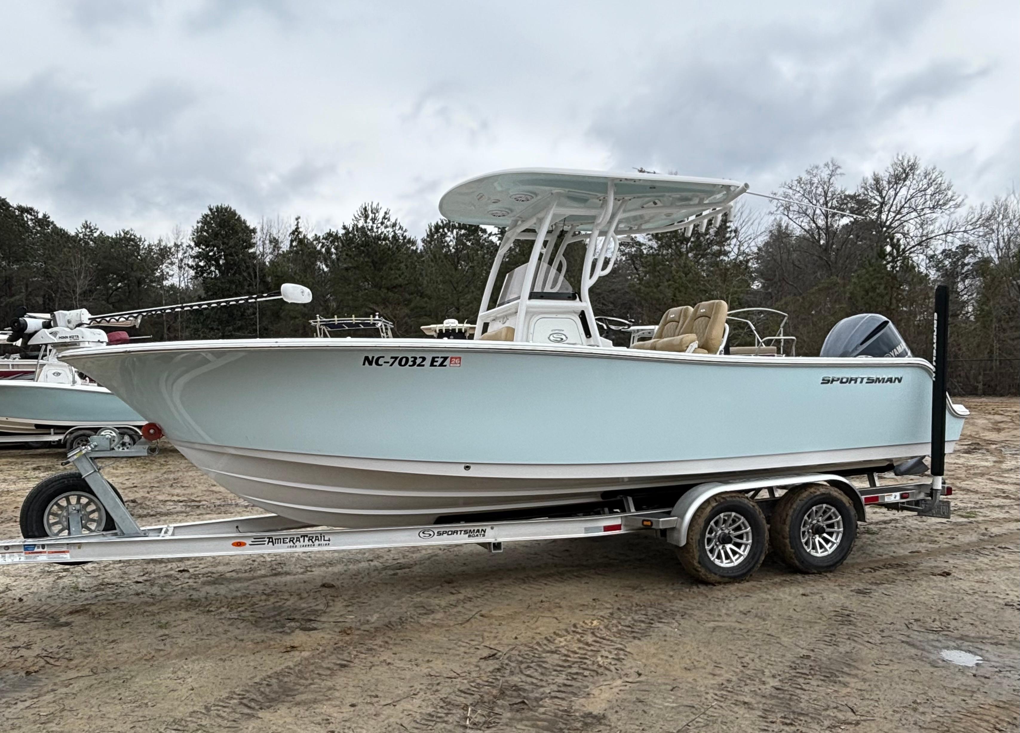 2021 Sportsman Open 242 Center Console - Image 2