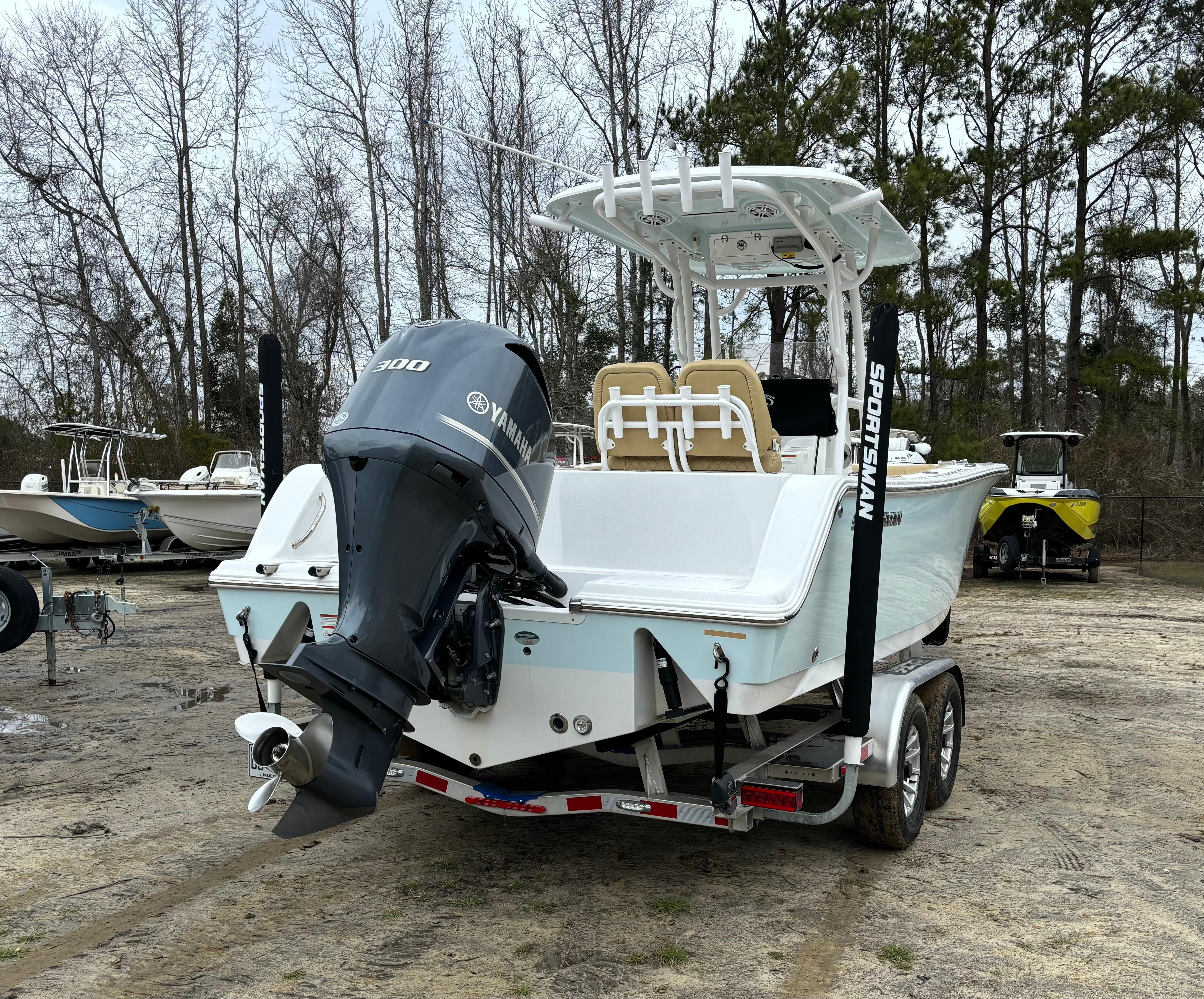 2021 Sportsman Open 242 Center Console - Image 4